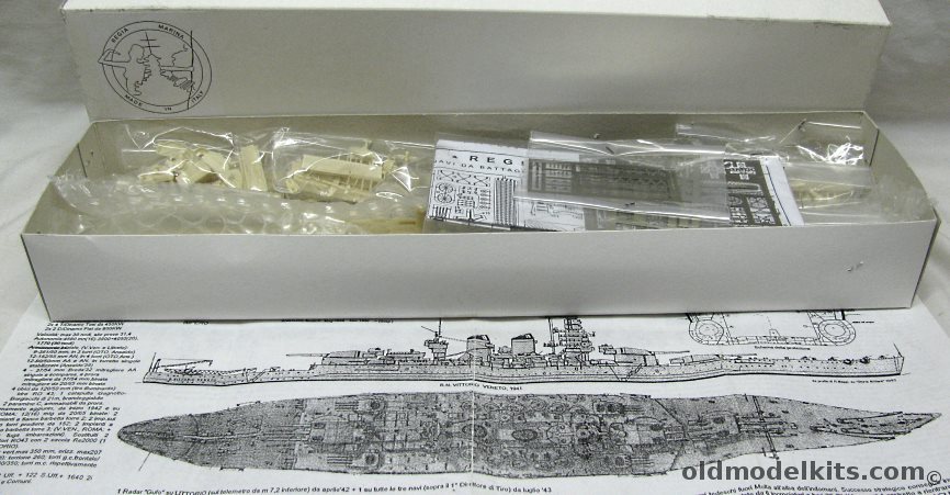 Regia Marina 1/700 Vittorio Veneto Battleship, RM14 plastic model kit